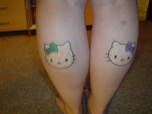 blurry pic of my hello kitty tattoos via Tafkabecky i got them on my