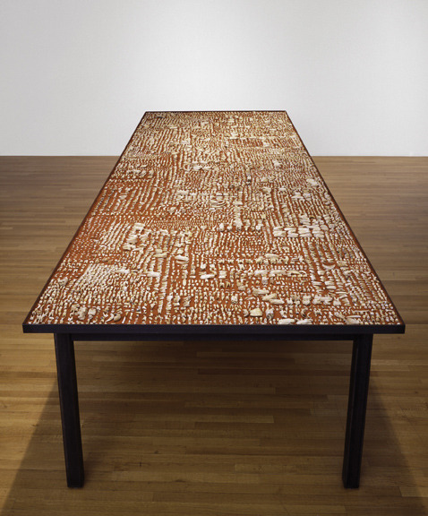 olostudio:

pictografica: Ann Hamilton. Between taxonomy and communion 1990. Steel table, iron oxide powder, and approximately 14,000 human and animal teeth.
