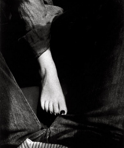 photo by ralph gibson