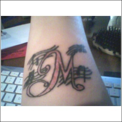 i love music tattoos. I sing, and I love music,