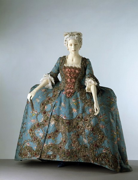 historicalfashion:  I don’t believe I’ve done an example from this era, so here is a sacque (sack) back gown from 1755-1760. Made from silk, it is a formal gown that exemplifies the height of the Rococo period. It is said to have been worn by Mrs. Craster. Housed at the V&A Museum.