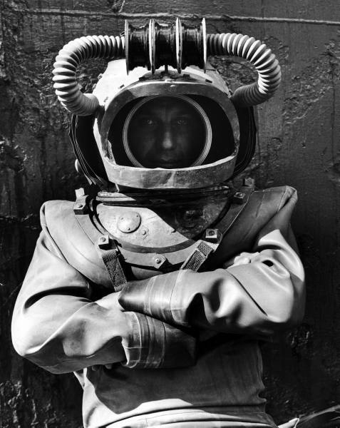  in diving suit during filming of “20000 Leagues Under the Sea”