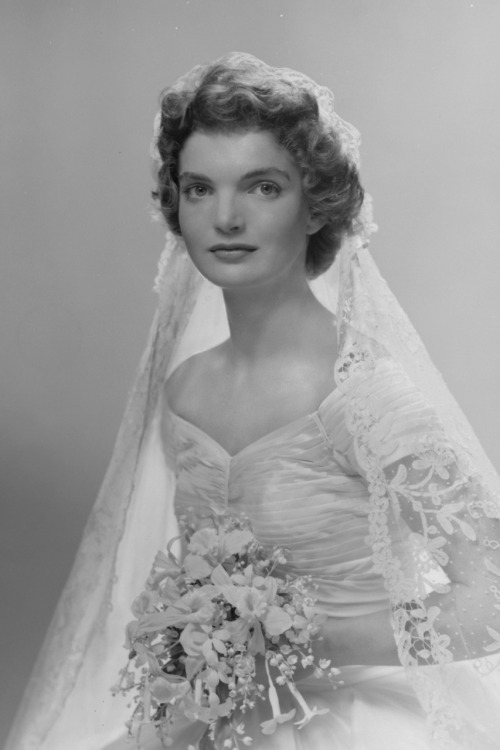 jackie kennedy onassis style. Bridal portrait of Jacqueline