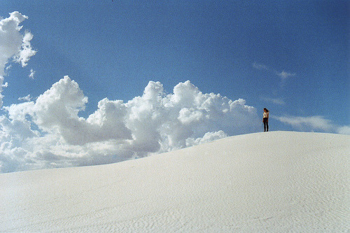 photo by Bowm
Where is this? Monahans Sandhills State Park?
rolling sand hills, rich white and gray clouds against a blue sky
// junescape:(via awhitestraw)