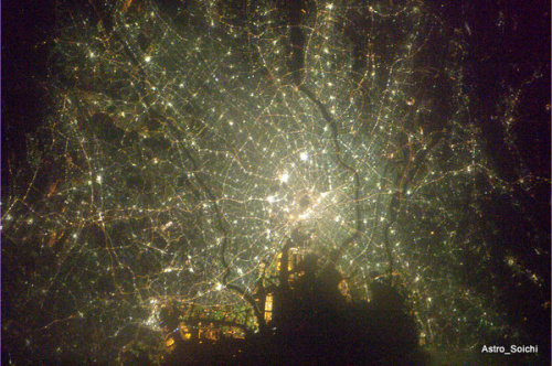 city at night tokyo. Tokyo night. on Twitpic by