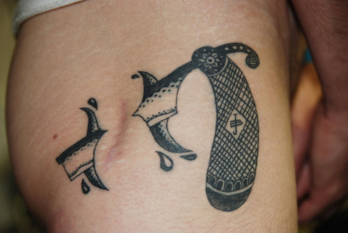 Awesome razor blade tattoo for my Friend Julot Bandit right from my notebook 