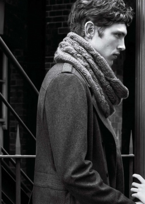 electrictwist Mathias Lauridsen for Witchery A W 2010 Chunky scarfs are 
