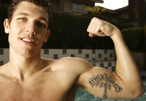 foreverla: Luke Walton and his tattoo (2007) Luke Walton of Los Angeles 