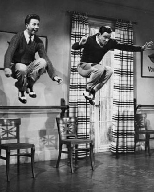 cheveuxauvent:

Donald O’Connor and Gene Kelly performing Moses Supposes in Singin’ in the Rain.
fantastic.