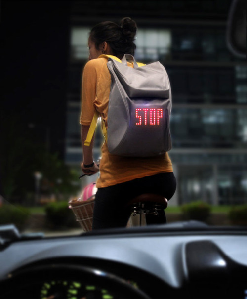 SEIL Bicycle Backpack Displays Traffic Signals & Emotions