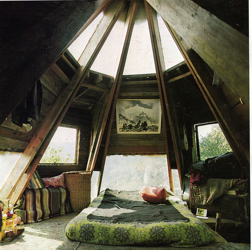 suncatcher:One day I will live in a big house that has a room like this one.