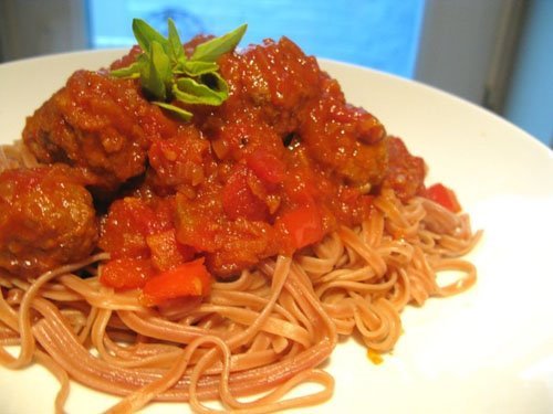 Meatballs And Spaghetti. pasta spaghetti meatballs