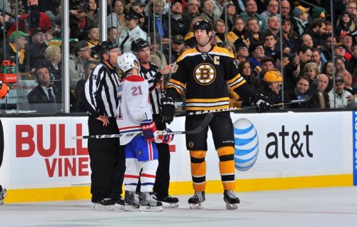 smallest man in the NHL  GIONTA    vs  CHARA  the biggest man in the NHL
