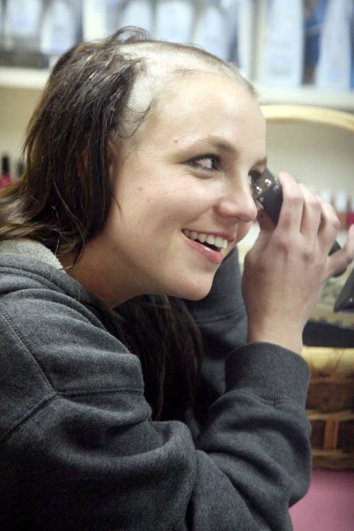 britney spears bald hair. Britney-Spears-Shave-Hair