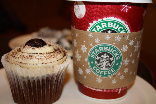 Starbucks Coffee Cup Cake. Starbucks coffee & cupcake