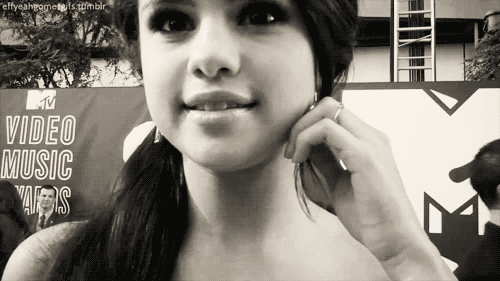 selena gomez tumblr gifs. tagged Selena Gomez GIF