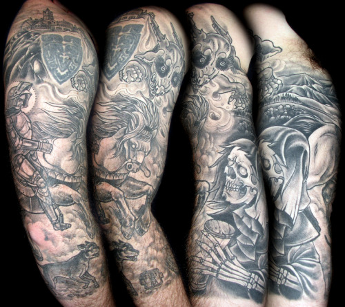Dec 30 2010 at 352pm with 3 notes A cool sleeve based on an 