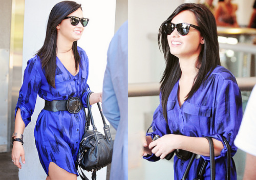favorite demi photos in 2010 / in no order / arriving at lax airport