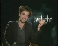 Gif - Robert Pattinson: People Choice Awards….weeeee!