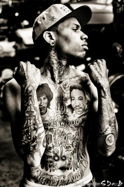 LOL thats the homie Kid Ink but thats actually not a portrait piece of MLK