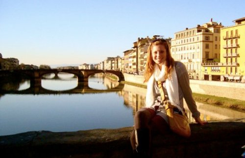 this is my sister in florence, italy right now. i&#8217;m. this is my sister in florence, italy right now. i'm stuck in chicago under feet of snow. COOL