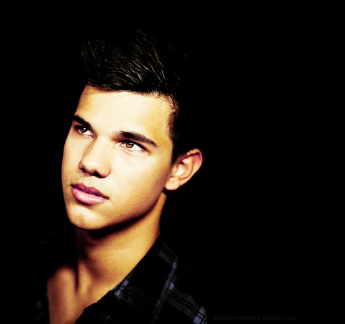 A blog dedicated to the american actor Taylor Daniel Lautner