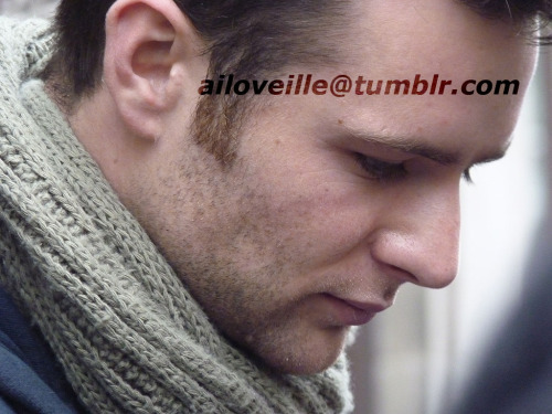 Harry Judd after the Vernon Kay show Radio One 19 02 2011