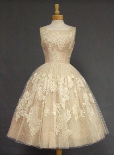 bride2be i love this wedding dress it reminds me of audrey hepburn with 