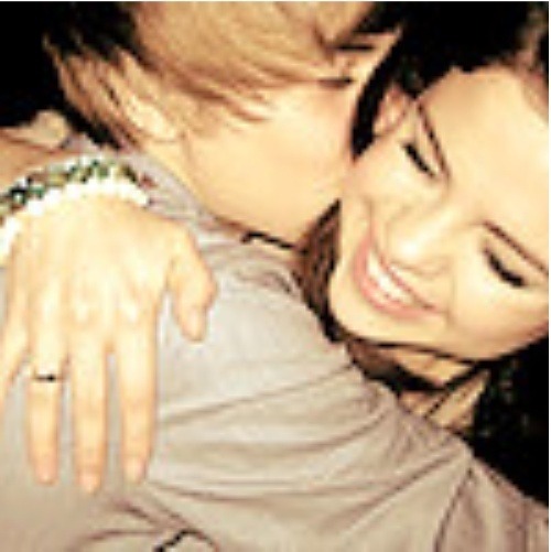 Justin Bieber Selena Gomez Support