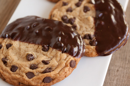 gastrogirl:

chocolate ganache dipped chocolate chip cookies.
