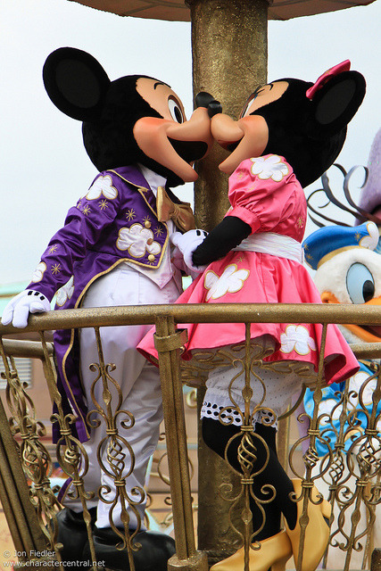 disneyland paris mickey and minnie. disneyland paris mickey and minnie. Mickey and Minnie Mouse