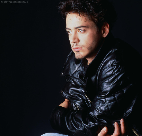A young Robert Downey jr 