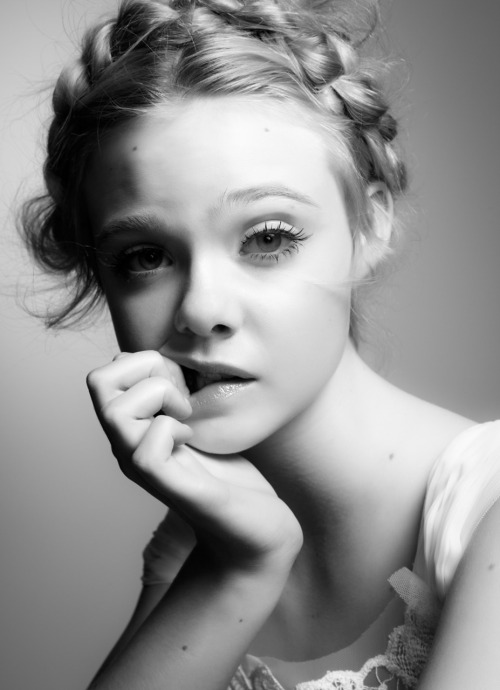 elle fanning 2010. unusualyoung: Elle Fanning by
