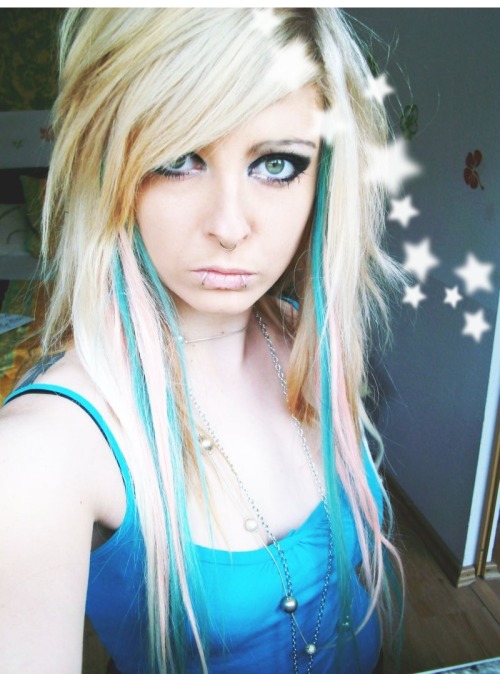 blonde blue emo scene hair site model bibi barbaric girl