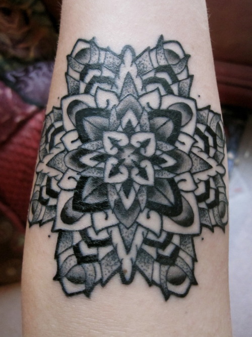mandala tattoo by geoff horn all 4 hours were so worth it because the 