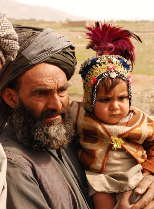 hellolunchbox:

desert-dreamer:kuchi nomads. afghanistan.
