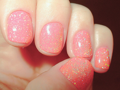 sugarpup:

Would anyone be able to tell me what nail polish this is?
