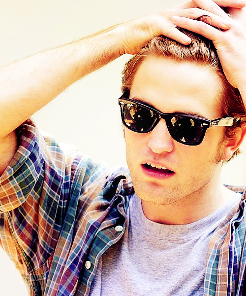 OH Rob hair, hands, face, jaw UNF