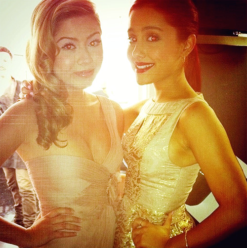 tagged as jennette mccurdy ariana grande emmys 2011