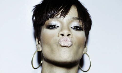 We ♥ Rihanna