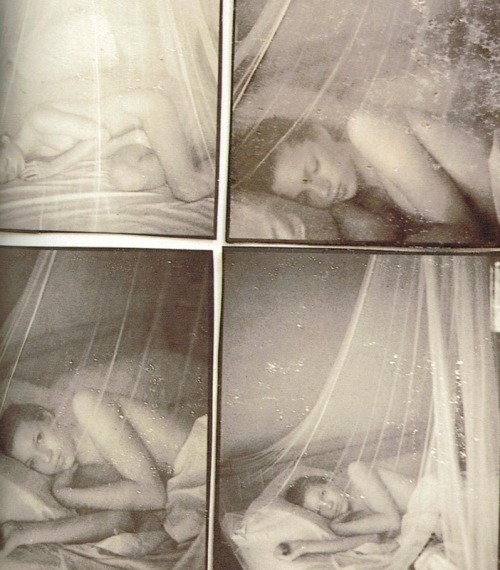 prinsloo:

Kate Moss taken from The Kate Moss book