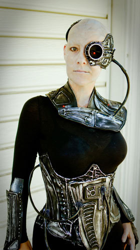  so I figured what better time to rock a Borg costume 