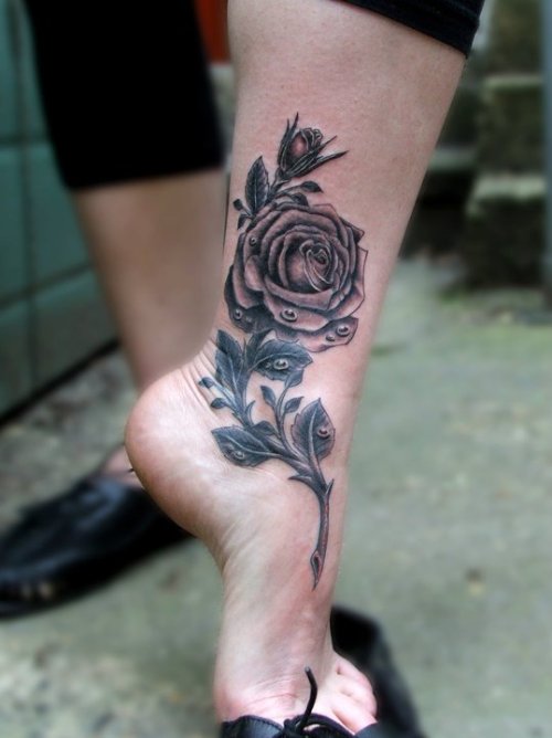Black and Grey rose tattoo by Daniele Tonelli UK 