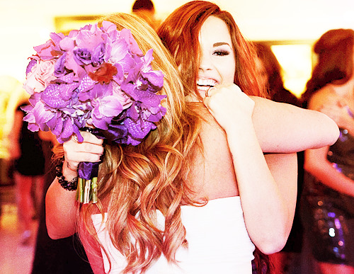 
&#8220;Ps&#8230;. Guess who caught the bouquet&#8230;&#8230; ME!!!!! :D&#8221;

