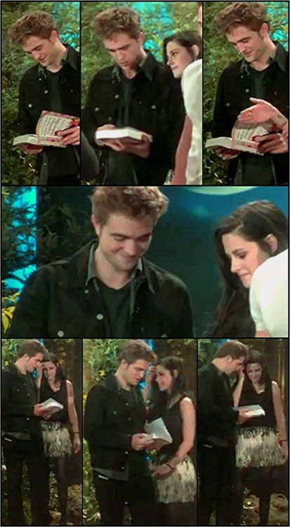 Aww sweet! Rob and Kristen reading a book from Ellen. Adorbs!  :D