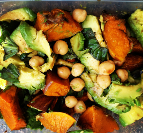 Lunch! Roasted pumpkin, chickpea, avocado & basil salad tossed with some balsamic vinegar & seasalt. Fresh herbs make or break a salad and not only do they give flavour, but added nutritional content. The basil in this bad boy was unbelievable.