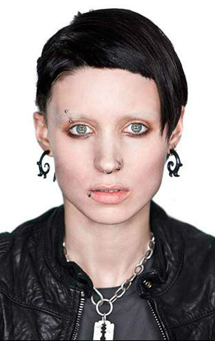 Actress Rooney Mara had her ears eyebrow lip nose and nipple pierced for 