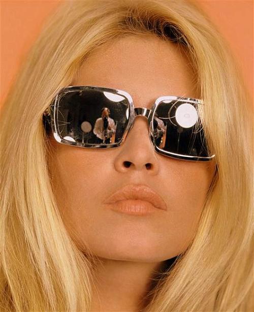 Brigitte Bardot 1967 Reblogged 2 months ago from lonesomelacowboy