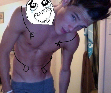 me and my boyfriend just chillen &lt;3  CLICK HERE to see more funny blogs