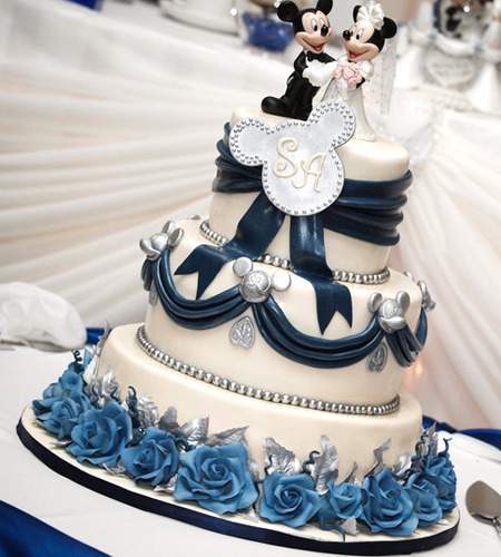  mickey mouse wedding cake